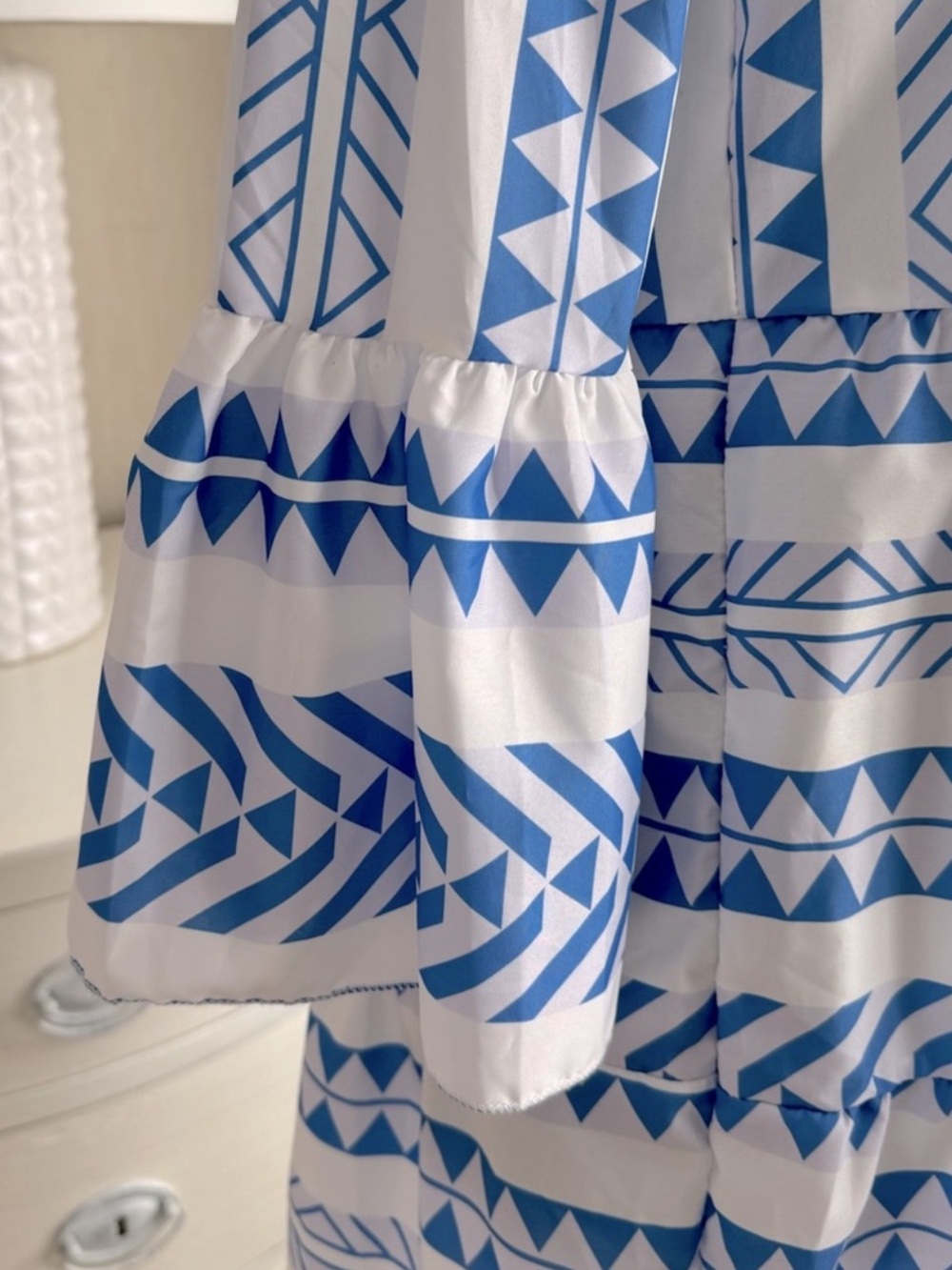 Arthur Jane Claire Blue White Aztec Print Tiered Dress, Size Large NEW - Picture 4 of 4